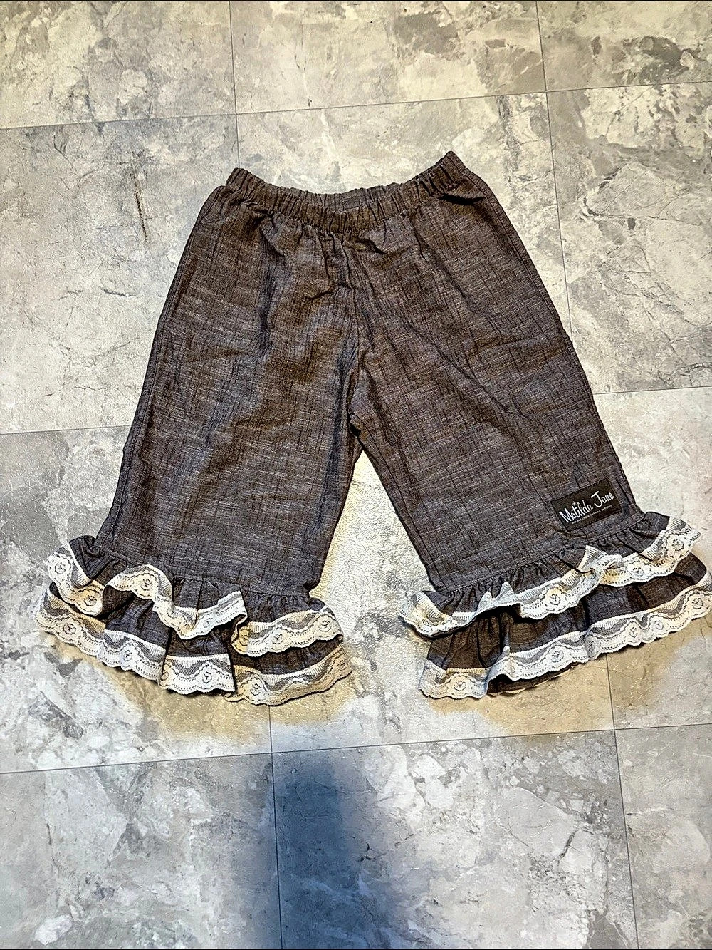Matilda Jane Vintage Wide Leg Ruffle Hem Pants Size 2 Like New